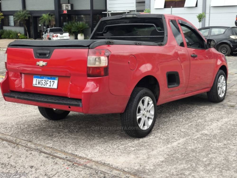 CHEVROLET - MONTANA - 2014/2015 - Vermelha - R$ 40.900,00