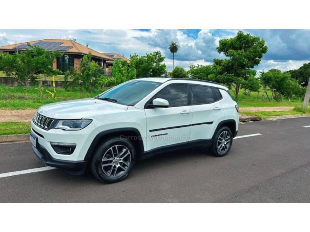 JEEP - COMPASS - 2018/2019 - Branca - R$ 89.900,00