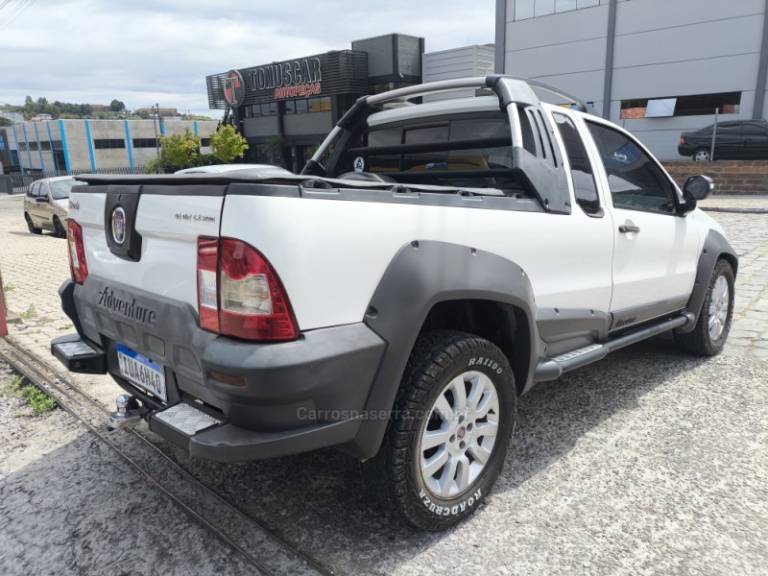 FIAT - STRADA - 2012/2013 - Branca - R$ 55.000,00