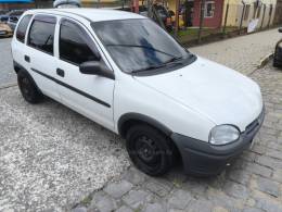 CHEVROLET - CORSA - 1998/1999 - Branca - R$ 12.800,00