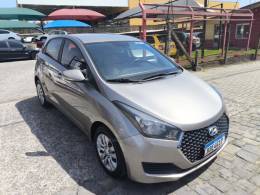 HYUNDAI - HB20 - 2018/2019 - Dourada - R$ 61.800,00