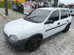 CHEVROLET - CORSA - 1998/1999 - Branca - R$ 12.800,00