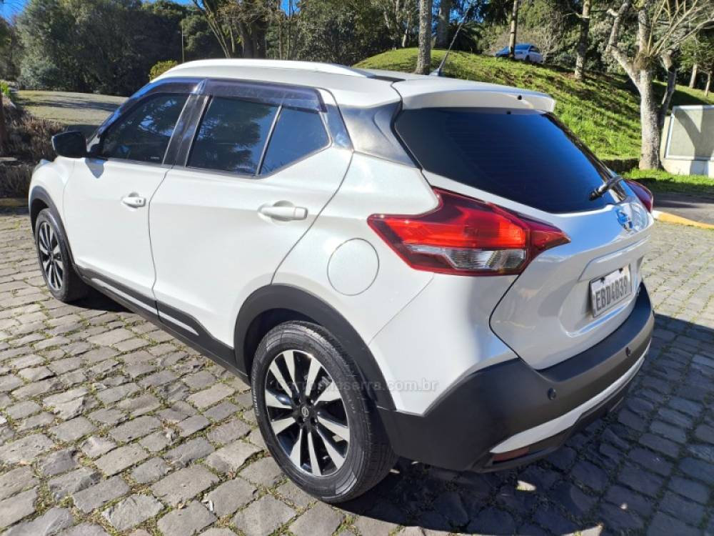 NISSAN - KICKS - 2019/2020 - Branca - R$ 85.500,00