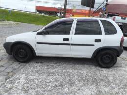 CHEVROLET - CORSA - 1998/1999 - Branca - R$ 12.800,00