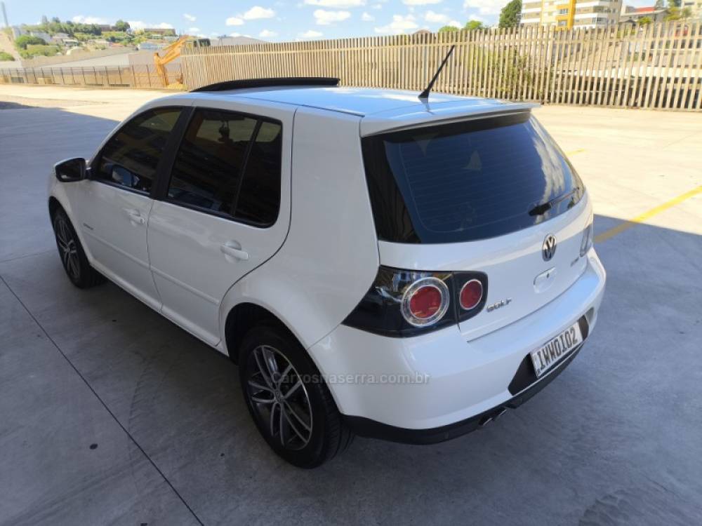 VOLKSWAGEN - GOLF - 2012/2013 - Branca - R$ 62.800,00