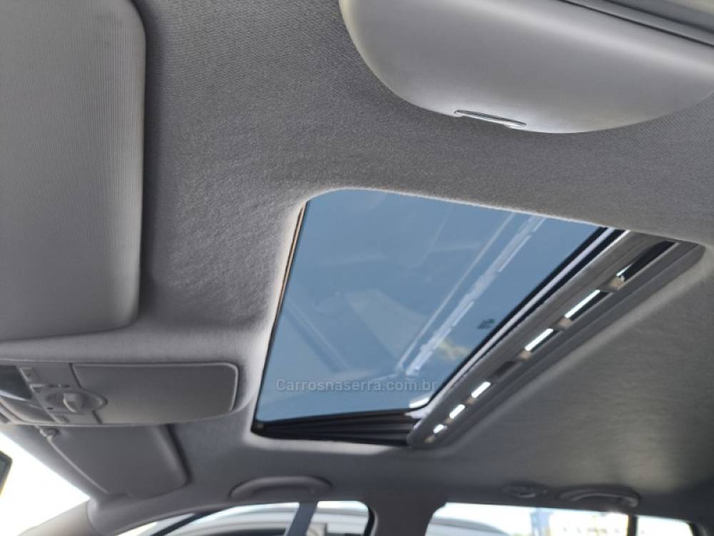 VOLKSWAGEN - GOLF - 2012/2013 - Branca - R$ 62.800,00