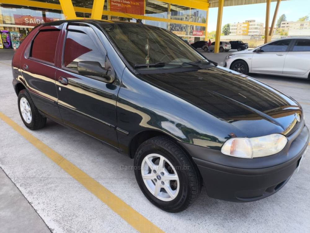 FIAT - PALIO - 2000/2001 - Verde - R$ 14.800,00