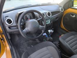 FORD - KA - 2011/2012 - Dourada - R$ 31.800,00